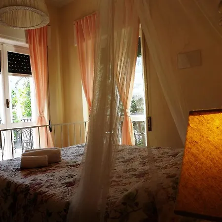 Palazzo Da Passano Bed & Breakfast